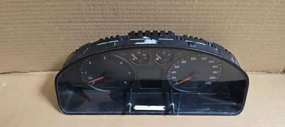 Volkswagen Transporter - Caravelle T5 Speedometer (instrument cluster) 