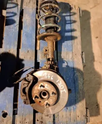 Hyundai i20 (PB PBT) Front wheel hub spindle knuckle