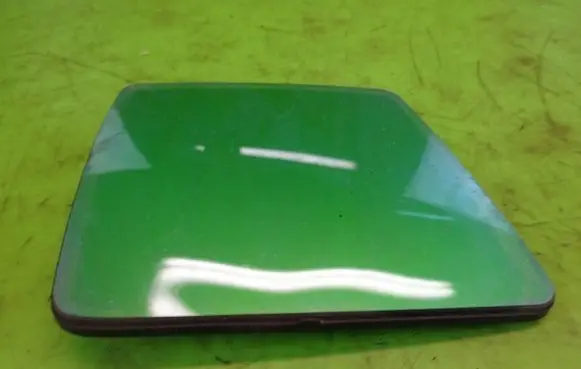 Mercedes-Benz 190 W201 Wing mirror glass 