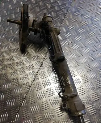 Ford Mondeo Mk III Steering rack 1S7C3200