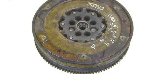 BMW 3 E90 E91 Dual mass flywheel N47D20C