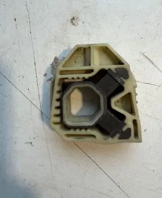 Volkswagen Caddy Radiator mount bracket 1K0121367 02122