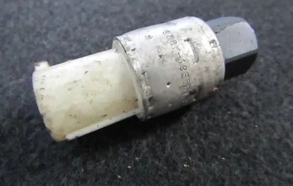 Air conditioning (A/C) pressure sensor