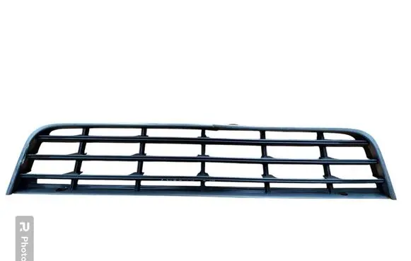 Volkswagen PASSAT B6 Front bumper lower grill 3C0853677