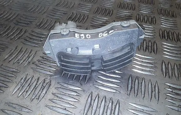 Heater blower motor/fan resistor