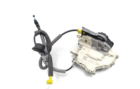 Audi A4 S4 B9 Rear door lock 4G0839016F