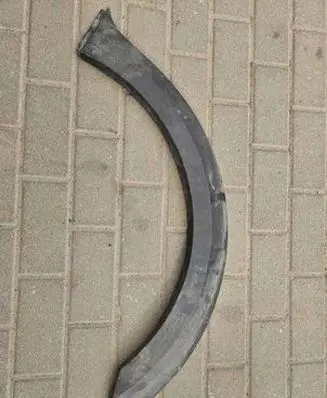 Fender trim (molding)