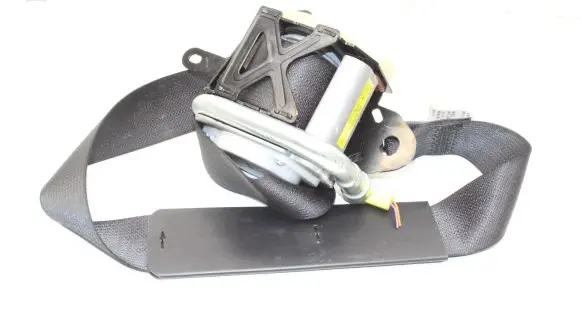 Nissan Micra Front seatbelt