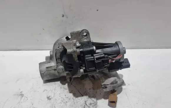 Mercedes-Benz A W176 EGR valve 705320020