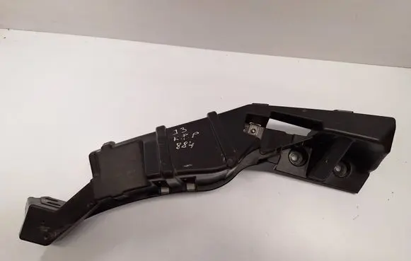 BMW i3 Fender mounting bracket 51647368157