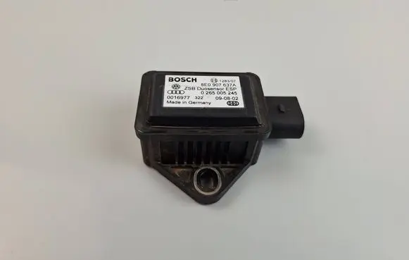 Volkswagen PASSAT B5 ESP acceleration yaw rate sensor 8E0907637A 0265005245