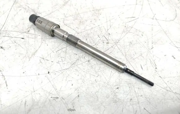 BMW 1 F20 F21 Glow plug 8518215 F041010002 1223