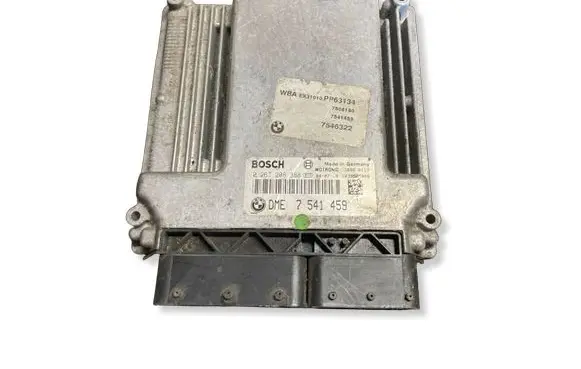 BMW 3 E46 Engine control unit/module 0261208388
