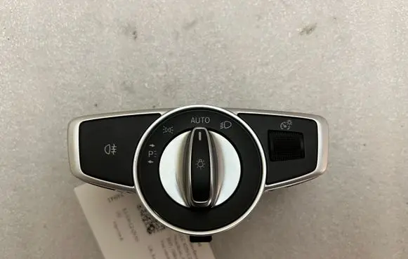 Mercedes-Benz GLC X253 C253 Light switch A2059051810