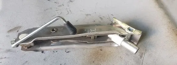 Audi A3 S3 8P Lift Jack 8Z0011031A