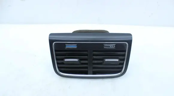 Audi A4 S4 B8 8K Rear air vent grill 8K0819203