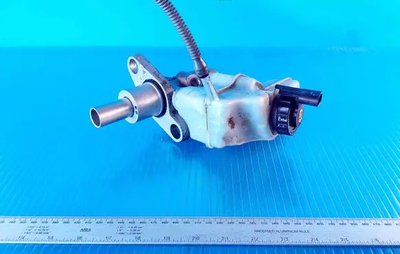 Volkswagen PASSAT B6 Master brake cylinder 3C2611301 03350886951