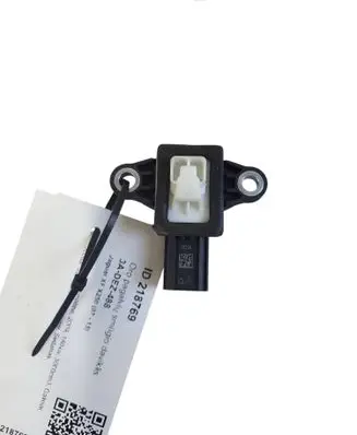Jaguar XF X250 Airbag deployment crash/impact sensor 9X2314C676AA
