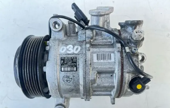Mercedes-Benz E W213 Air conditioning (A/C) compressor (pump) A0008303500