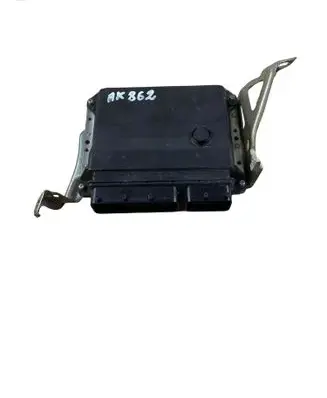 Toyota Avensis T270 Engine control unit/module ECU 8966105J10