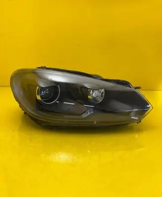Volkswagen Golf VI Headlight/headlamp 5K1941752C