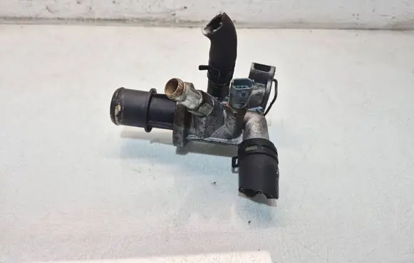 Dodge Nitro Thermostat/thermostat housing 