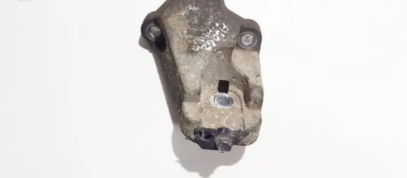 Volvo S80 Engine mounting bracket 08649262