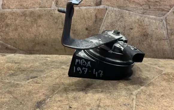 Mercedes-Benz SLK R172 Horn signal A0065427920