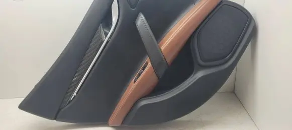 Maserati Ghibli Rear door card panel trim 06700190210