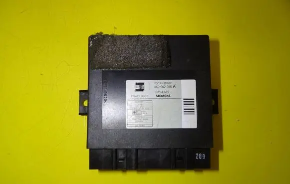 Seat Ibiza II (6k) Comfort/convenience module 6K0962258A 5WK46921