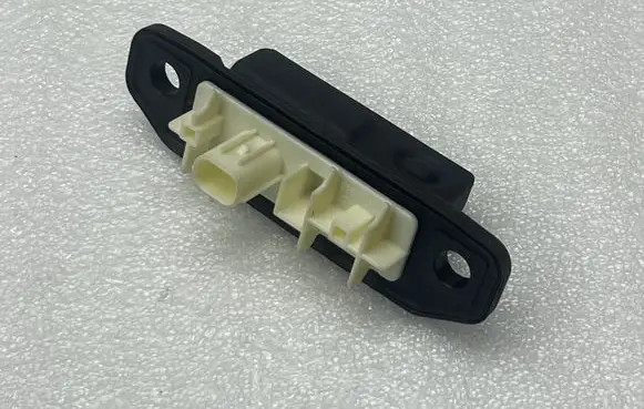 Toyota Yaris Cross Tailgate opening switch 15D355