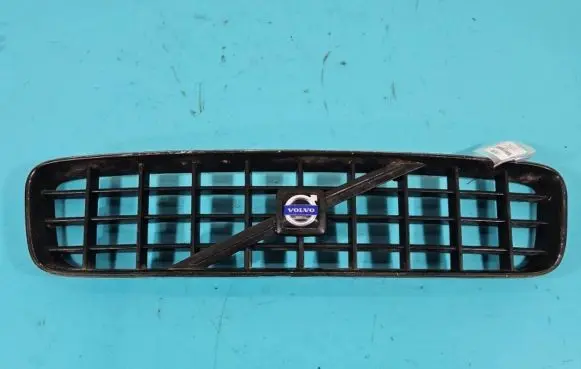 Volvo XC90 Front bumper upper radiator grill 08620587 IMPRK1382803
