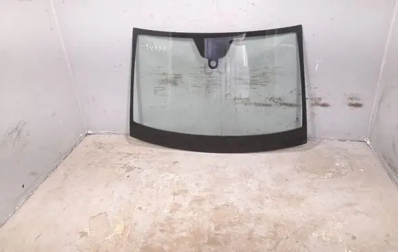 Mercedes-Benz B W245 Front windscreen/windshield window 1696702201 1696700400 A1696702201