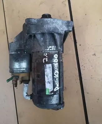 Citroen C4 I Picasso Starter motor 9646972280
