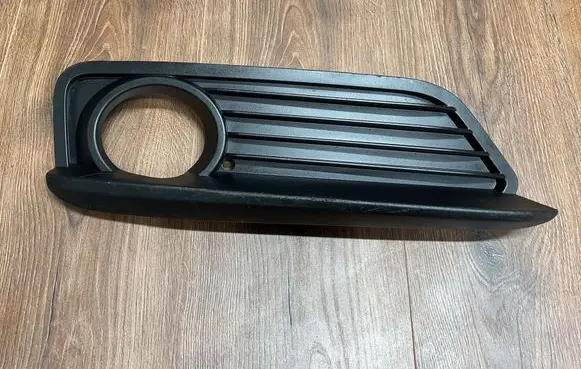 BMW 1 F20 F21 Front bumper lower grill 7371665 10833610 5111
