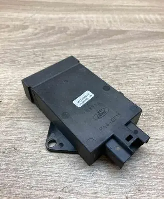 Ford Mondeo Mk III Light module LCM 3S7T3F856AB G952A