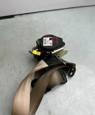 Audi A6 S6 C5 4B Front seatbelt 560585901