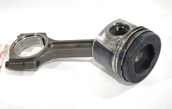 Renault Master III Piston with connecting rod 