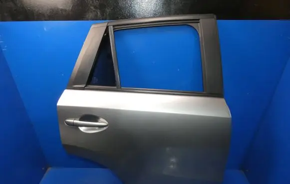 Mazda CX-5 Rear door
