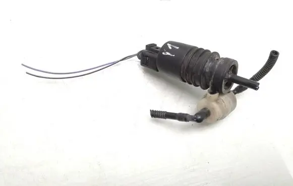 Audi A4 S4 B7 8E 8H Windscreen/windshield washer pump 1T0955651A