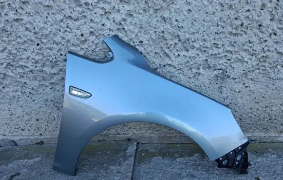 Opel Astra J Fender 