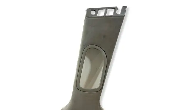 Renault Megane II Seat belt trim 8200034959