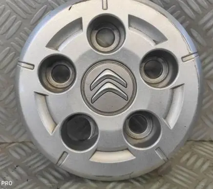 Peugeot Boxer R16 wheel hub/cap/trim 1374675080