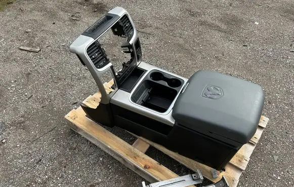 Dodge RAM Center console 38759100