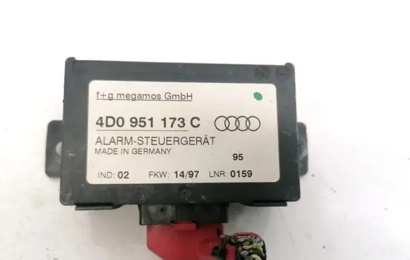 Audi A8 S8 D2 4D Alarm control unit/module 4D0951173C