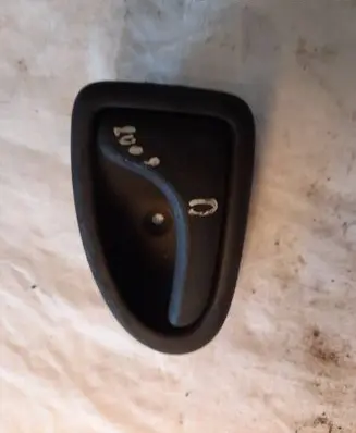Renault Scenic I Front door interior handle 7700415975 423888 96012101