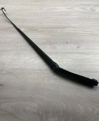 Chrysler Grand Voyager V Windshield/front glass wiper blade 24030777