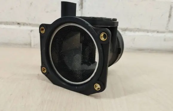 Audi A4 S4 B5 8D Mass air flow meter 06B133835E