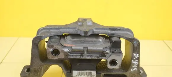 Mercedes-Benz B W246 W242 Engine mount vacuum valve A2462401817 24SP18