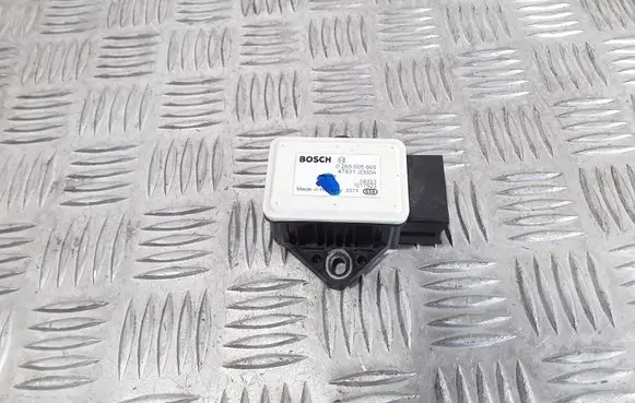 Nissan Qashqai ESP acceleration yaw rate sensor 47931JD00A